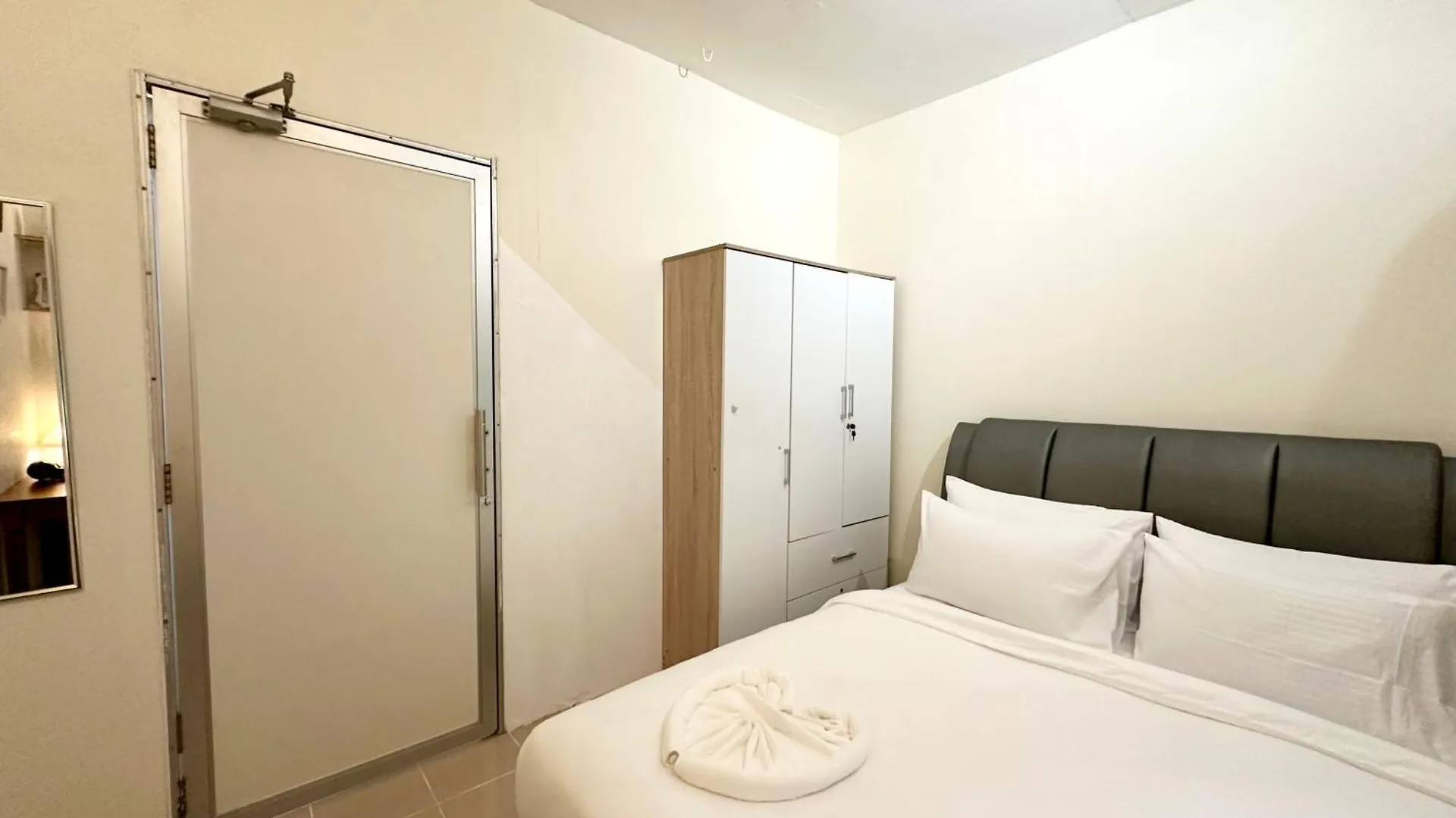 K Inn 55 George Town